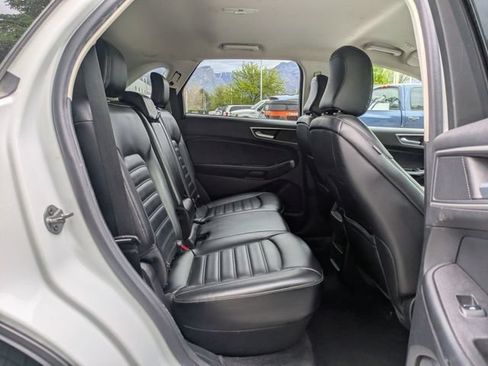 Used 2023 Ford Edge SEL AWD/4WD image 28