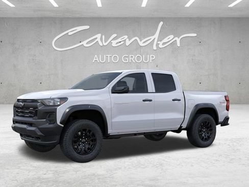 New 2026 Chevrolet Colorado Trail Boss AWD/4WD image 2