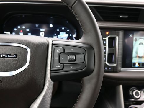 Used 2023 GMC Yukon Denali AWD/4WD image 53