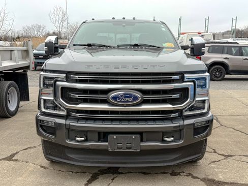 Used 2020 Ford F250 Platinum w/ FX4 Off-Road Package image 3