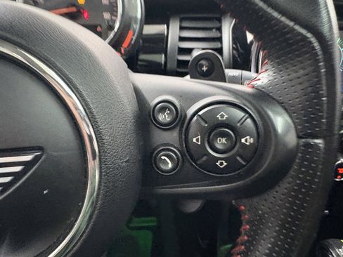 Used 2019 MINI Cooper S image 28