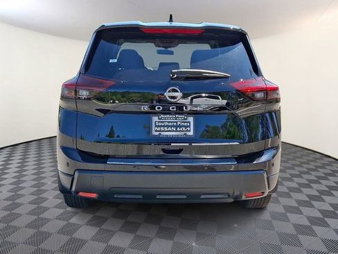 New 2026 Nissan Rogue SV image 5