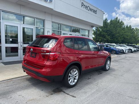 Used 2017 BMW X3 xDrive28i AWD/4WD image 3