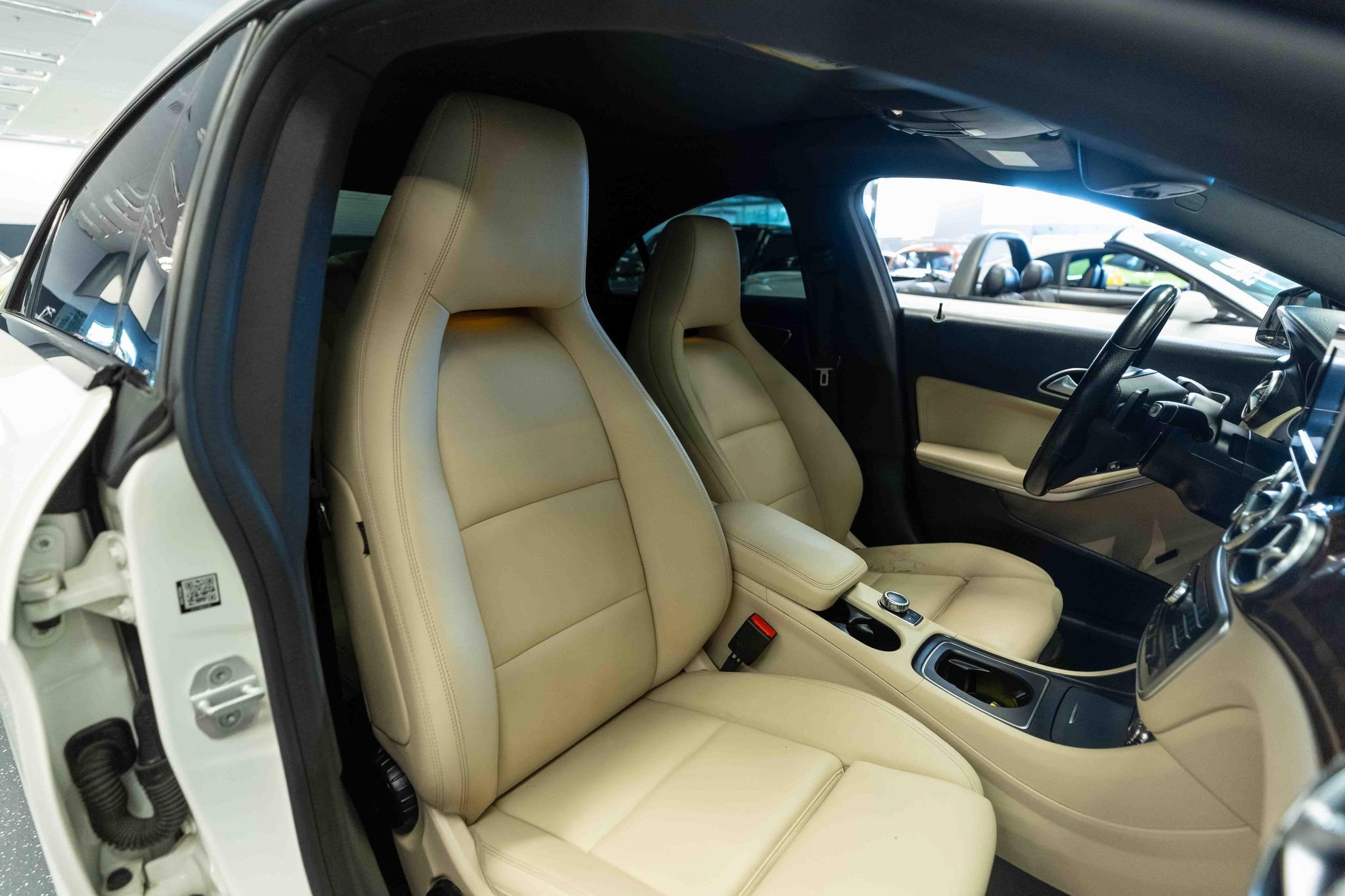 Used 2016 Mercedes-Benz CLA 250 4MATIC image 15