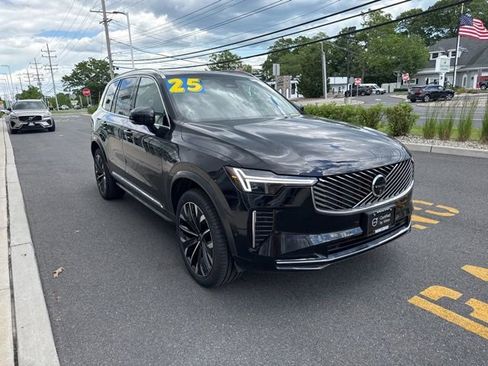 Certified 2025 Volvo XC90 B6 Plus AWD/4WD image 6