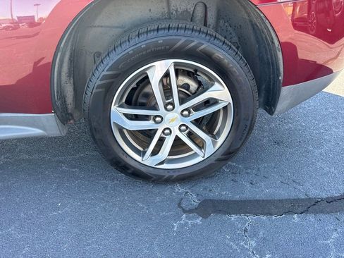 Used 2017 Chevrolet Equinox Premier w/ Enhanced Convenience Package image 29