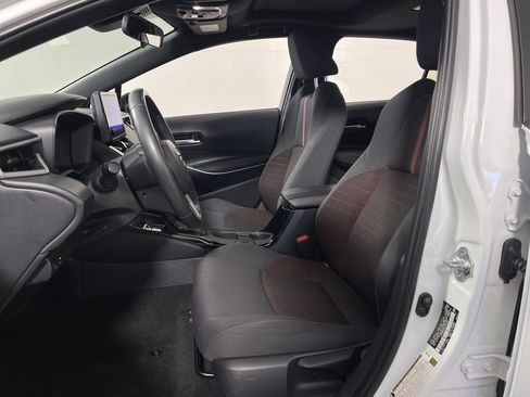 Certified 2024 Toyota Corolla SE w/ SE Premium Package FWD image 10