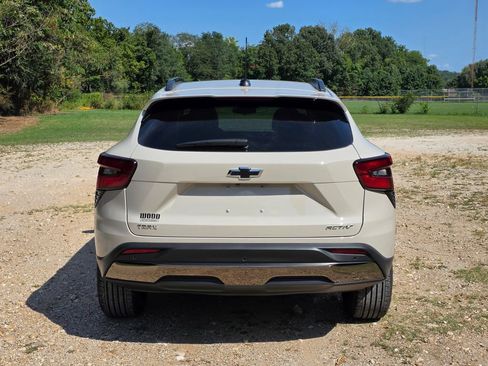 New 2026 Chevrolet Trax ACTIV w/ Driver Confidence Package FWD image 3