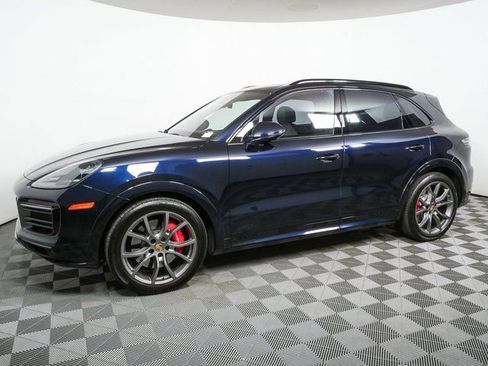 Certified 2023 Porsche Cayenne GTS image 2