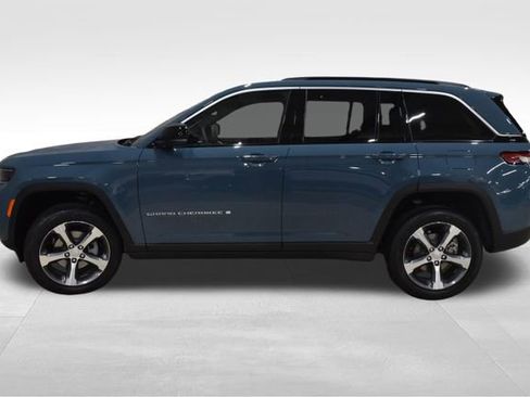 New 2026 Jeep Grand Cherokee Limited w/ Trailer Tow Package image 6