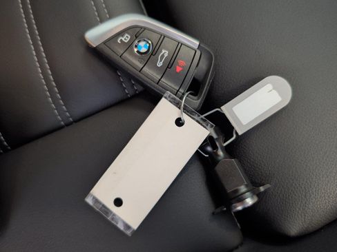 Used 2026 BMW M2 w/ Lighting Package RWD image 41