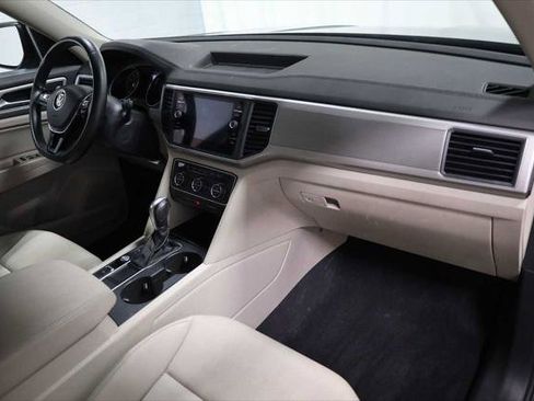 Used 2019 Volkswagen Atlas SE FWD image 6