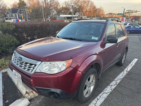 Used 2012 Subaru Forester 2.5X w/ Alloy Wheel Pkg image 1