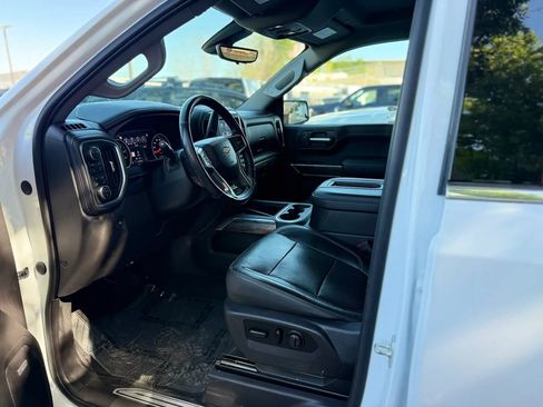 Used 2020 Chevrolet Silverado 1500 LTZ AWD/4WD image 18