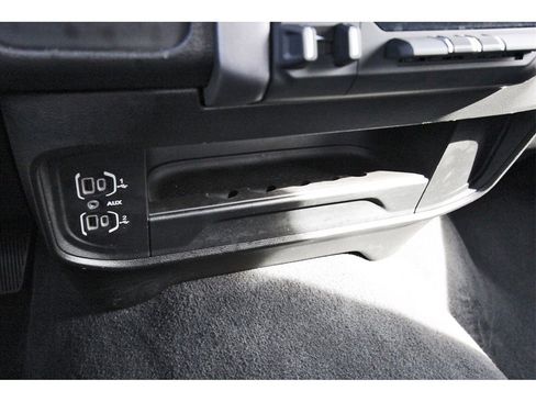 Used 2024 RAM 3500 Big Horn image 24