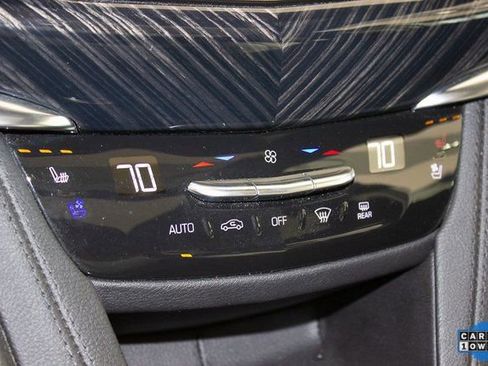 Certified 2025 Cadillac XT6 Premium Luxury image 36