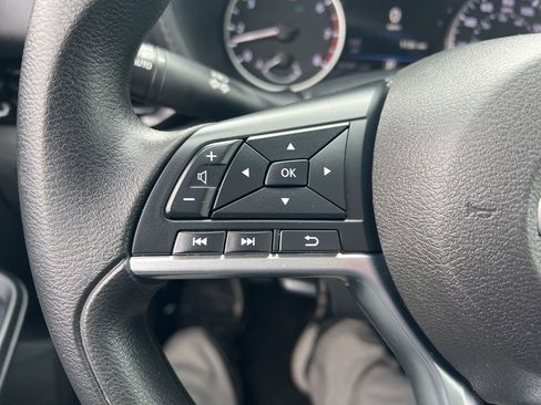 Certified 2024 Nissan Sentra SV image 51