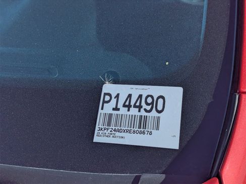 Used 2024 Kia Forte LXS image 33