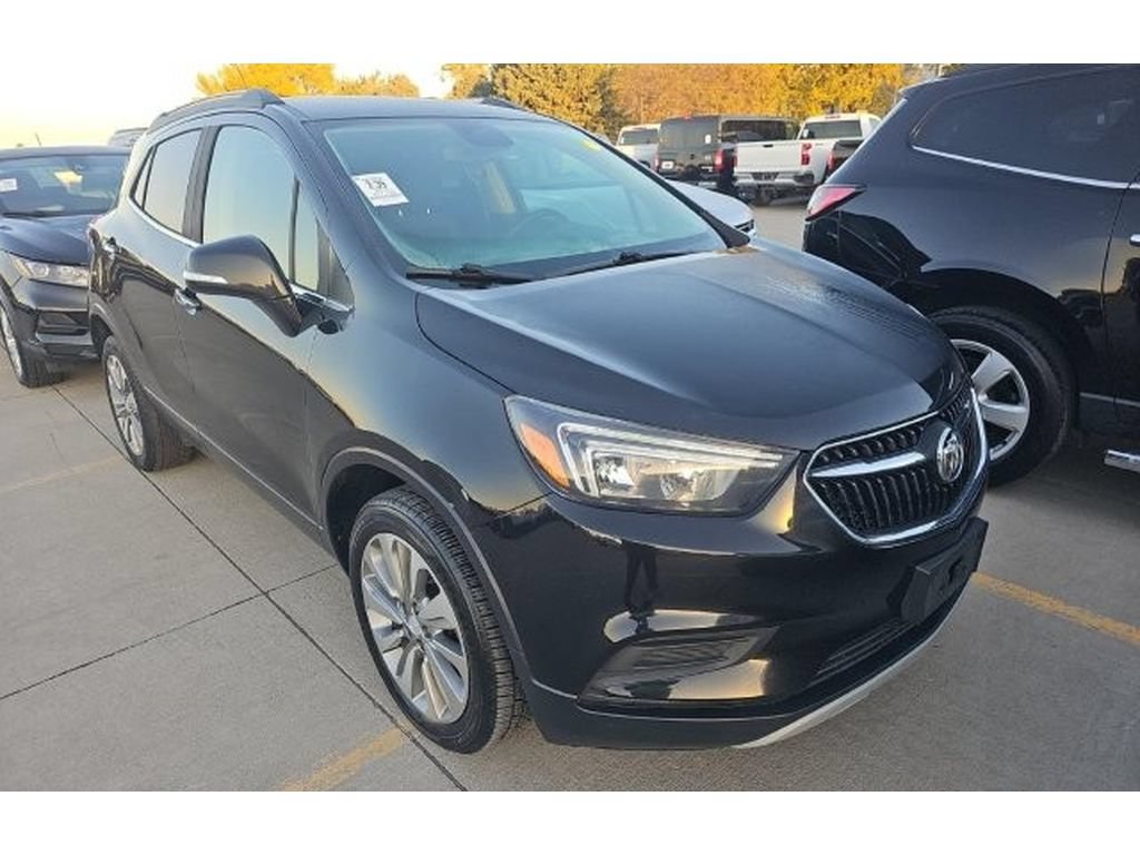 Used 2019 Buick Encore Preferred AWD/4WD image 2