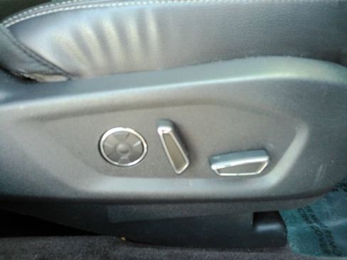 Used 2016 Ford Explorer Limited w/ Equipment Group 303A image 22