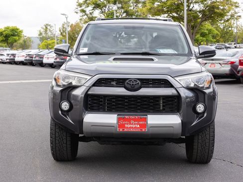 Used 2019 Toyota 4Runner TRD Off-Road AWD/4WD image 2