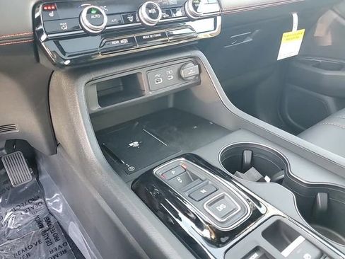 New 2025 Honda Pilot TrailSport image 16