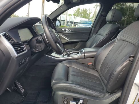 Used 2021 BMW X5 M50i w/ Premium Package image 13