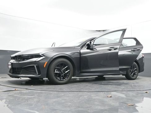 Used 2025 Kia K5 LXS image 87