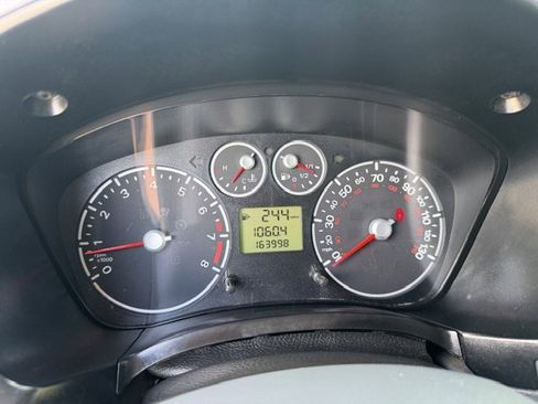 Used 2011 Ford Transit Connect XLT FWD image 18
