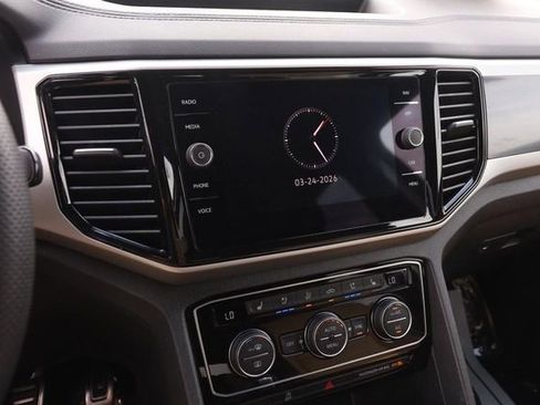 Certified 2023 Volkswagen Atlas Cross Sport SEL Premium R-Line image 18