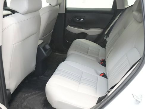 Used 2025 Honda HR-V EX-L image 16