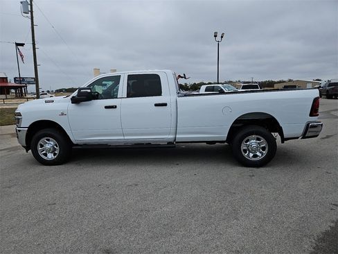 New 2026 RAM 2500 Tradesman image 2