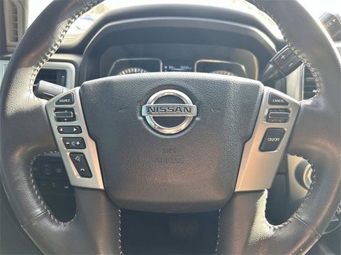 Used 2017 Nissan Titan PRO-4X image 29