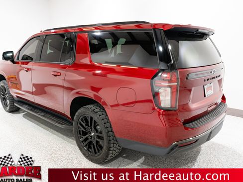 Used 2021 Chevrolet Suburban RST w/ Luxury Package AWD/4WD image 3