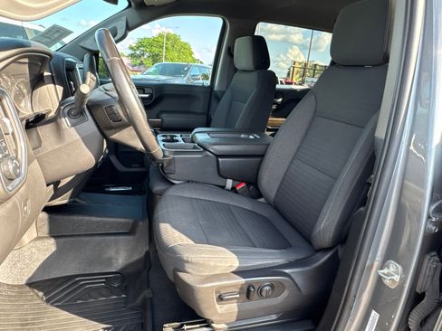 Used 2021 Chevrolet Silverado 1500 RST AWD/4WD image 9