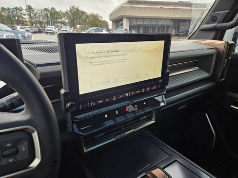 New 2025 GMC Hummer EV 3X AWD/4WD image 17