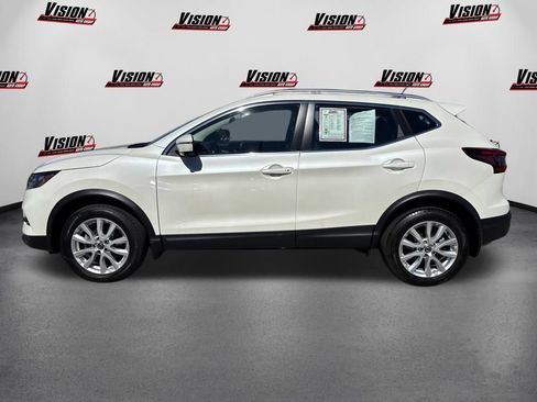 Used 2022 Nissan Rogue Sport SV w/ Technology Package AWD/4WD image 9