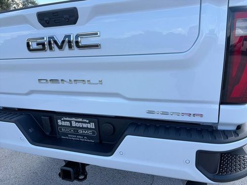 New 2026 GMC Sierra 2500 Denali Ultimate AWD/4WD image 38