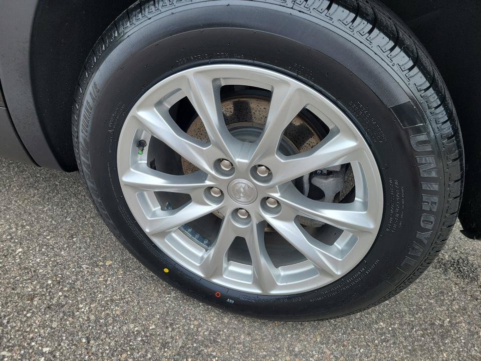 Used 2021 Buick Envision Preferred AWD/4WD image 23