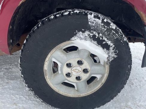 Used 1995 Chevrolet Blazer 4dr 4WD image 25