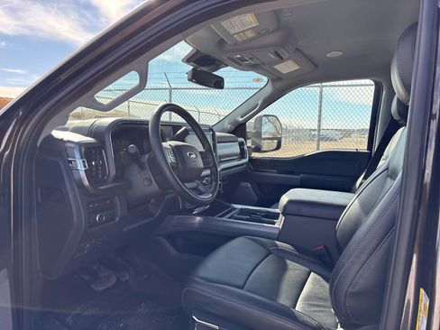 Used 2024 Ford F350 Lariat w/ Lariat Ultimate Package image 9