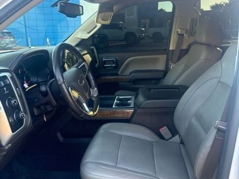 Used 2018 GMC Sierra 1500 SLT w/ Texas SLT Premium Package AWD/4WD image 7