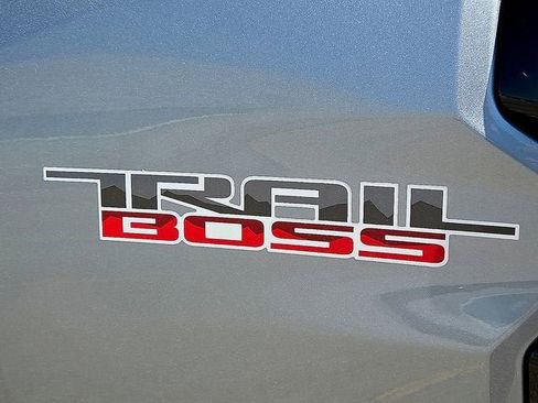 New 2026 Chevrolet Colorado Trail Boss AWD/4WD image 12