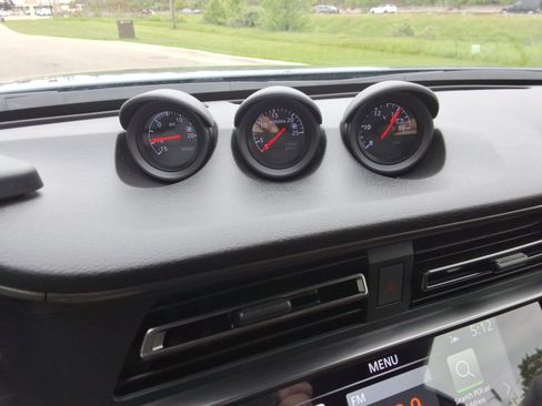 Used 2024 Nissan Z NISMO w/ Floor Mat Package RWD image 17