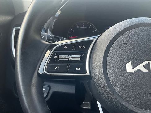 Certified 2023 Kia Seltos S w/ Navigation Package FWD image 24