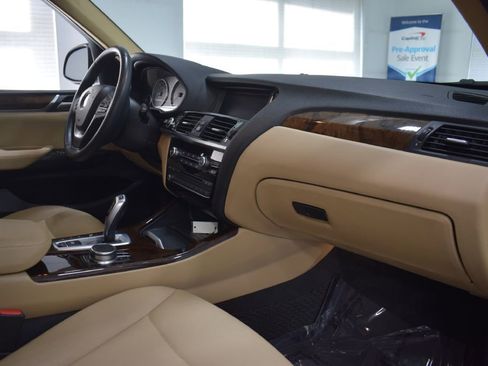 Used 2017 BMW X3 xDrive28i image 19