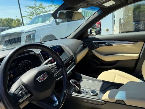 Used 2020 Cadillac CT5 Luxury w/ Cold Weather Package RWD image 11