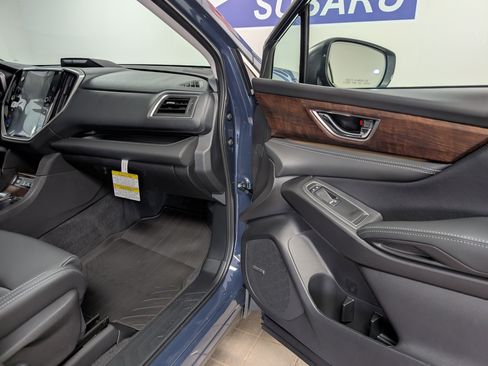 New 2025 Subaru Ascent Touring w/ Popular Package #2 image 37