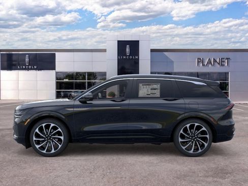New 2026 Lincoln Nautilus Black Label AWD/4WD image 3