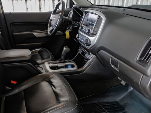 Used 2017 Chevrolet Colorado ZR2 w/ LPO, Premium Interior Package AWD/4WD image 12
